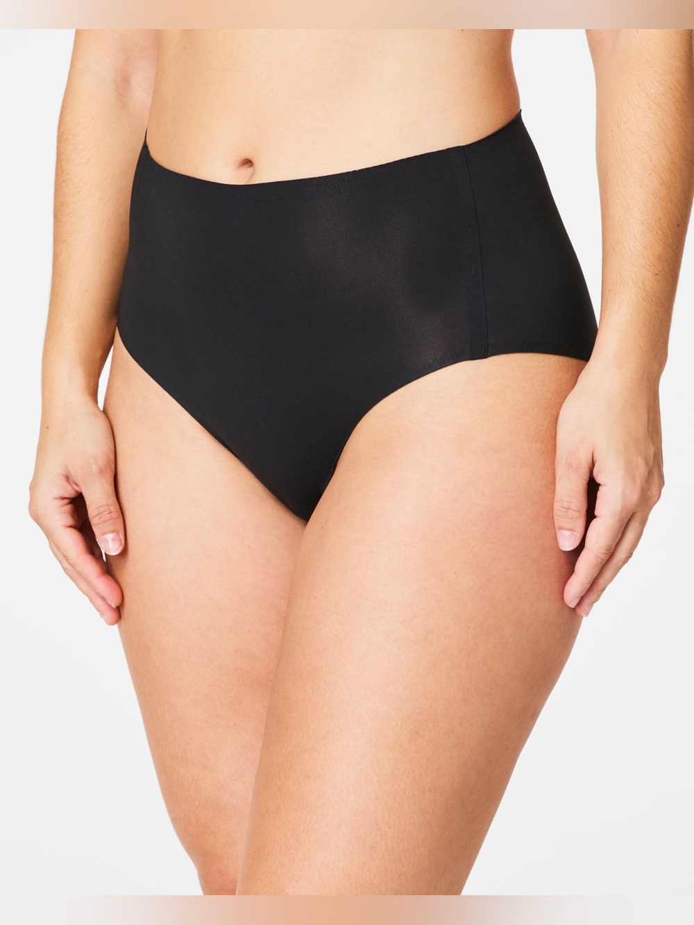 SPANX High-Waist Seamless Briefs — Black PR21-210